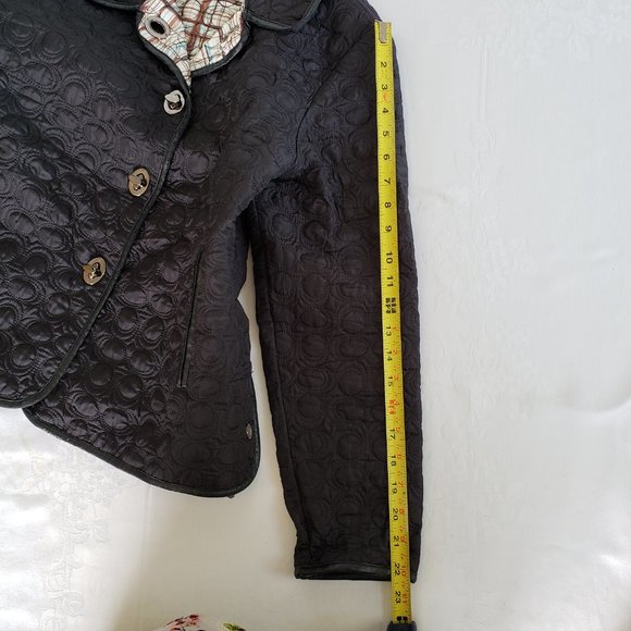 BOURGEOIS petite Black quilted, plaid lined, toggle fastener jacket - Picture 14 of 16
